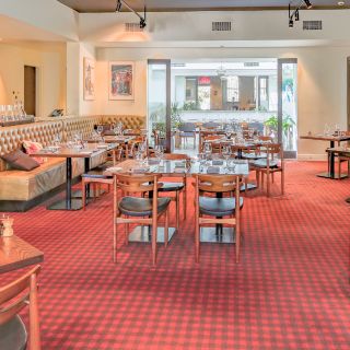 Lamaro's Hotel
