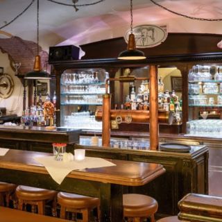 Dampftheo - Bar & Restaurant