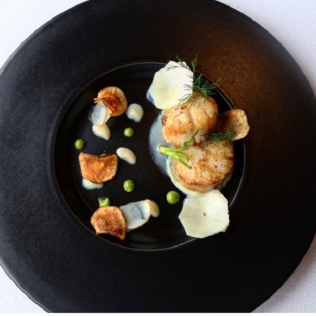 Eden - Rimrock Resort Hotel, Banff, AB