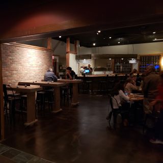SubUrban Bar & Kitchen