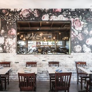 Giardino Neighborhood Cucina