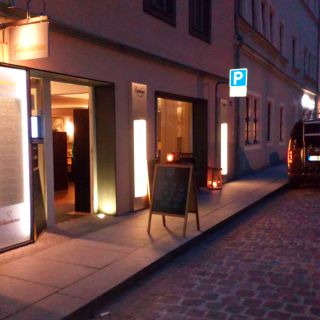 Felsenbirne