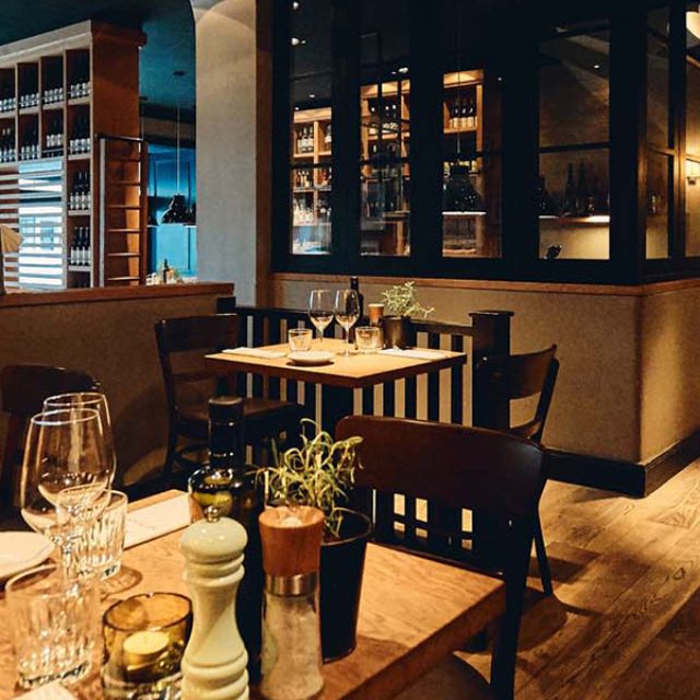 Neumanns Bistro Und Weinbar Grindelhof Restaurant Hamburg Opentable
