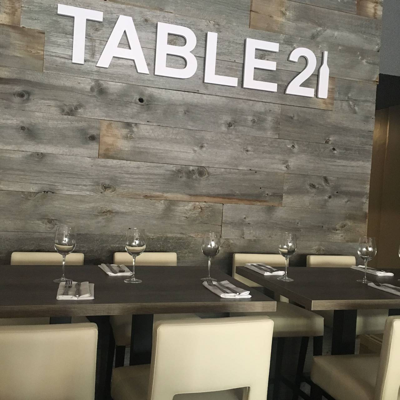 table 21 restaurant