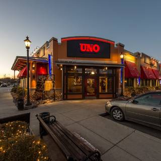 Uno Pizzeria & Grill - Wrentham