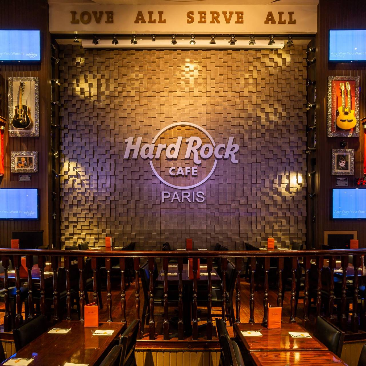 Hard Rock Cafe - Paris Restaurant - Paris, Paris | OpenTable