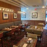 Cover image for Michael's Cafe