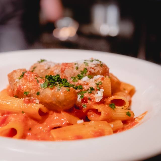 3 Doors Down Cafe And Lounge Restaurant Portland Or Opentable