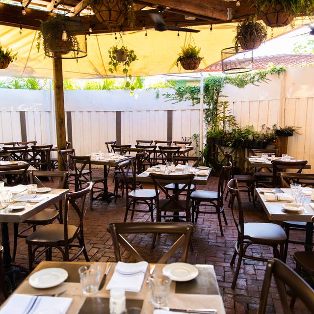 Strada In The Grove Restaurant Miami Fl Opentable