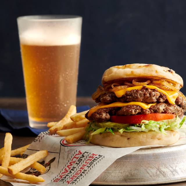 Bill's Bar & Burger - Chicago - Updated 2024, Burgers Restaurant in ...