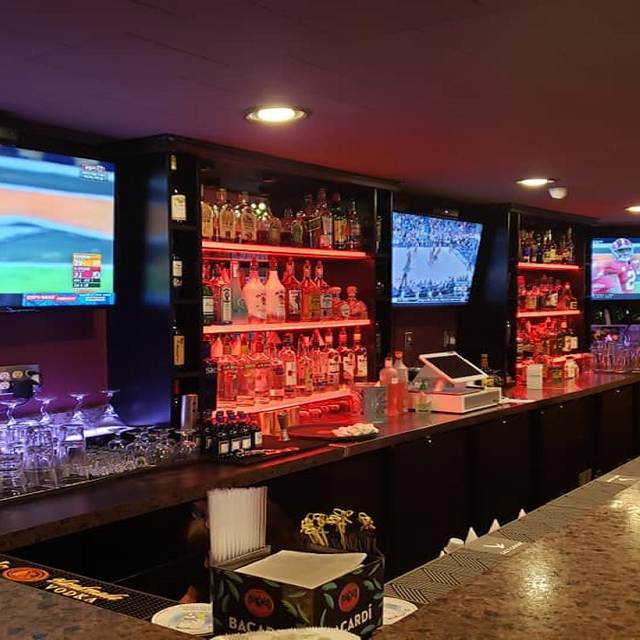 Restaurant Cork 'N Barrel Bar & Grill Newburg Newburg, , WI OpenTable