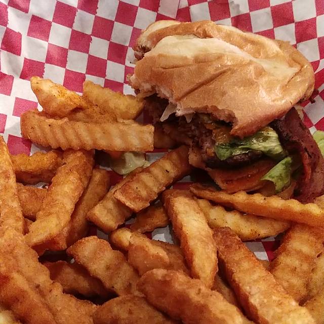 Peach Pit Bar and Grill Locust Grove Updated 2024, American