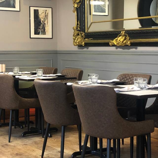 Origins Wine Bar and Restaurant Great Missenden, Buckinghamshire