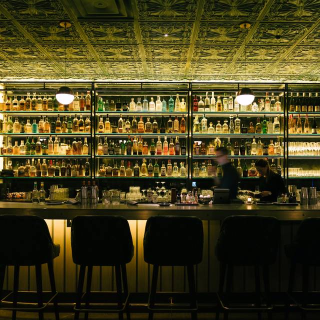 Restaurante Founder Restaurant & Cocktail Bar - Toronto, , ON | OpenTable