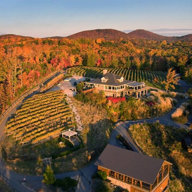 Wolf Mountain Vineyards & Winery