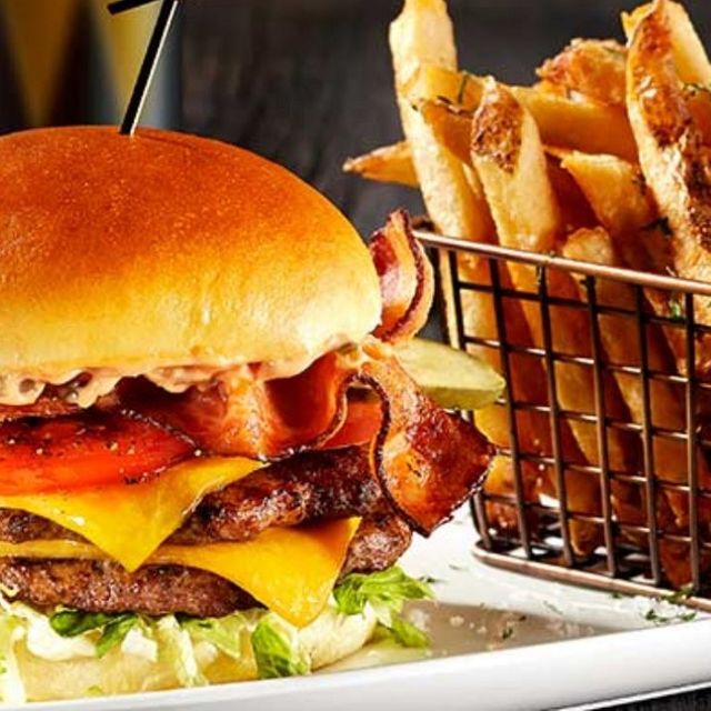 Restaurant The Rec Room Winnipeg Seasons of Tuxedo Winnipeg, , MB