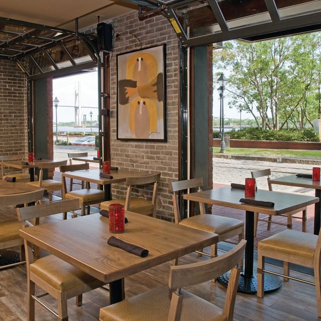 Rocks On The River At Bohemian Hotel Savannah Restaurant Rocks On The River At Bohemian