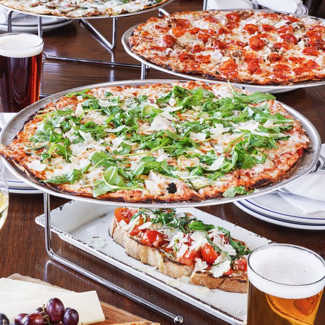 Eno's Pizza Tavern Arts District Updated 2024, Pizzeria in