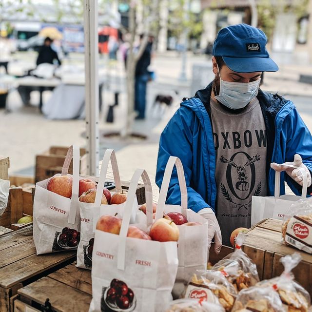 FRESHFARM Market Mount Vernon Triangle Grocery Restaurant