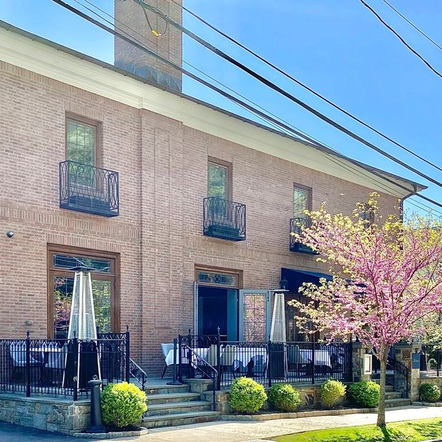 Townhouse Updated 2024, Contemporary American Restaurant in Greenwich, CT