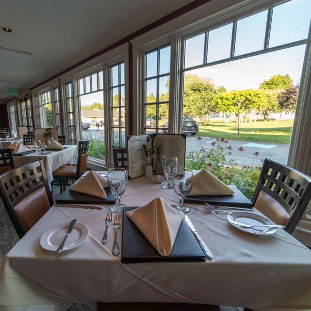 The Coach House Restaurant at the New London Inn - New London, NH |  OpenTable