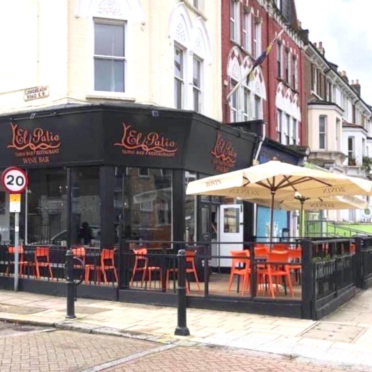 Total 85+ imagen bar el patio Viaterra.mx