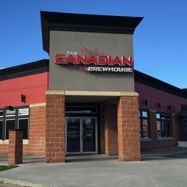 The Canadian Brewhouse - Grande Prairie - Updated 2024, Sports Bar in ...