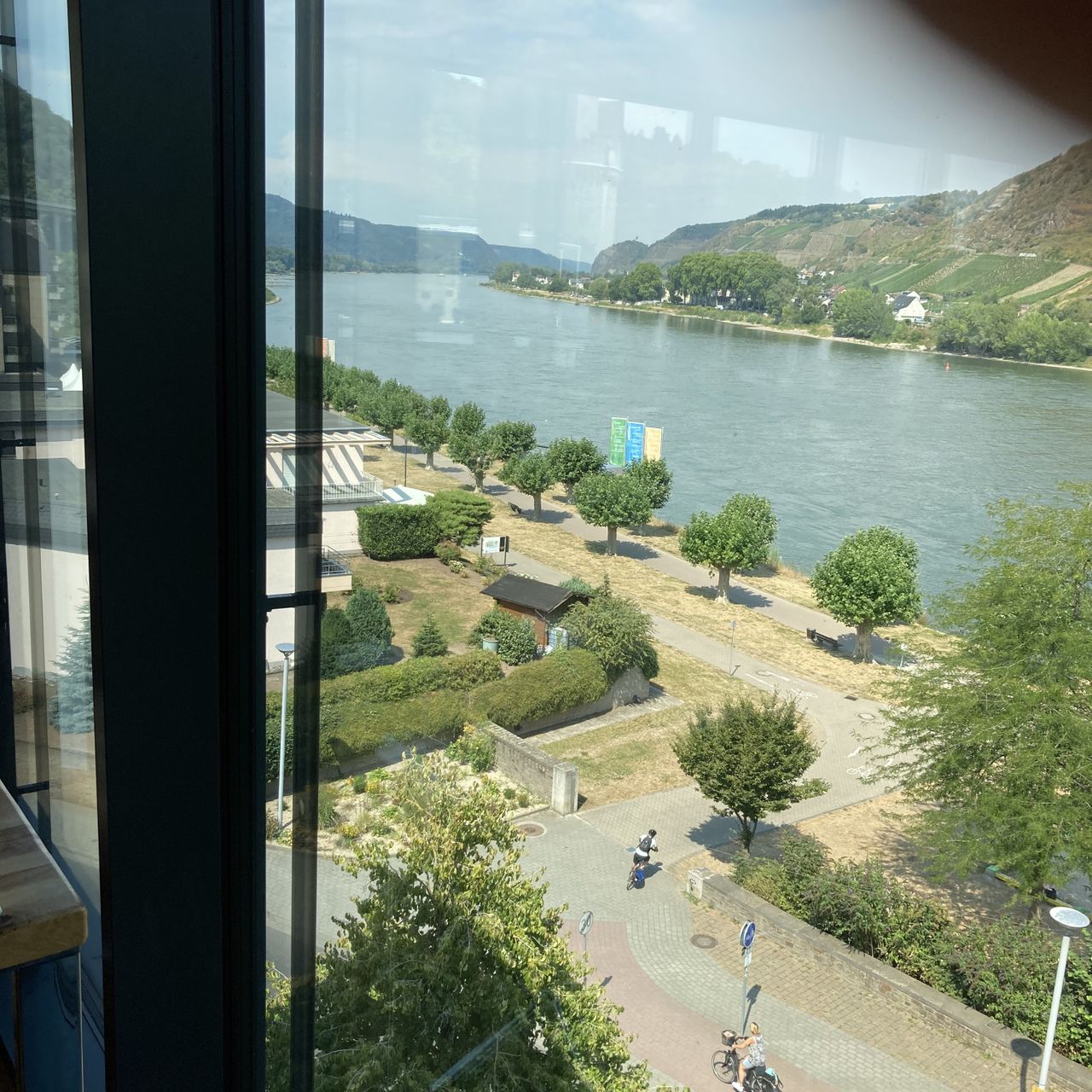 Sky Bar Im Einstein Hotel Restaurant Andernach Rp Opentable