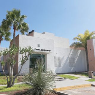 Ein Foto von Don Artemio Saltillo