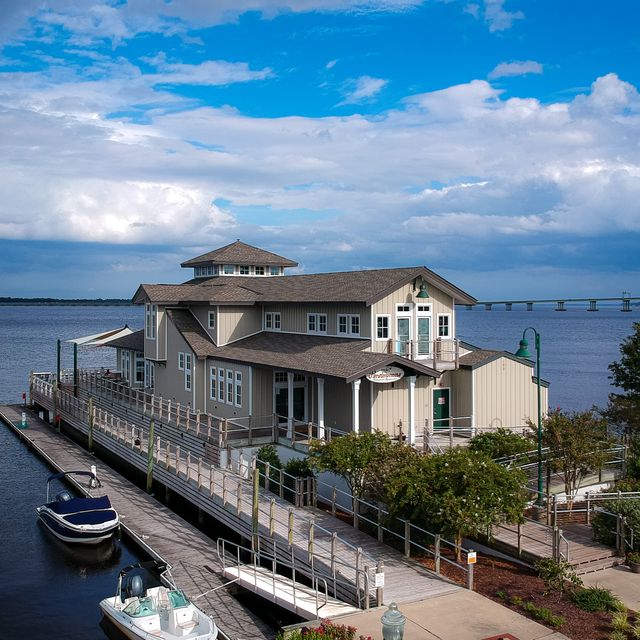 Persimmons Waterfront Restaurant - New Bern, NC | OpenTable