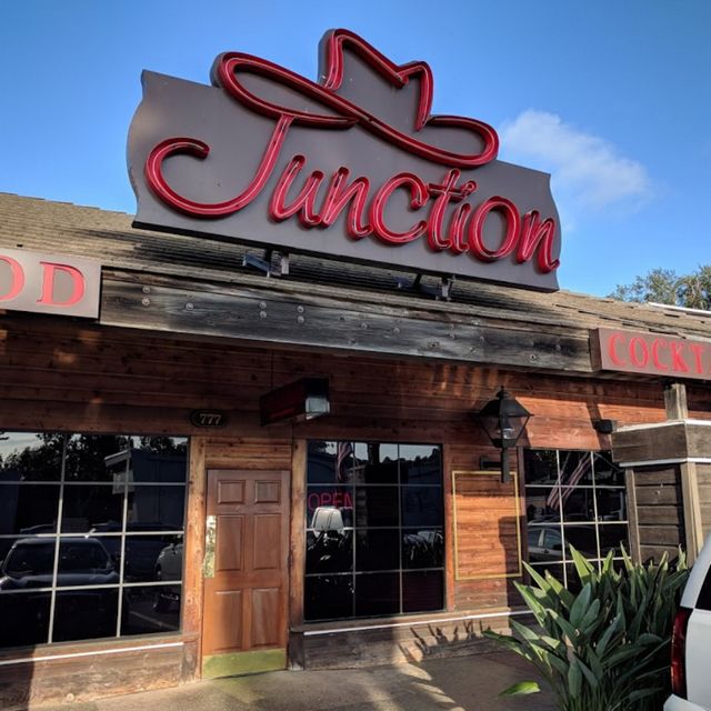 Junction Bar & Grill El Cajon Updated 2024, Sports Bar in El Cajon, CA