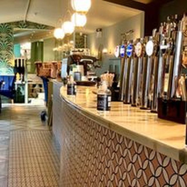 Bull & Claw Newtownards Updated 2024, Gastro Pub in Newtownards