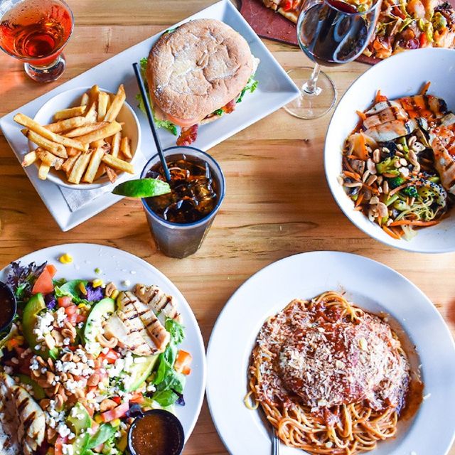 Crabby Joe's Brantford Updated 2024, American Restaurant in