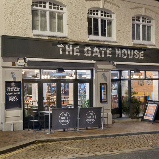 The Gatehouse Tonbridge Updated 2024, British Restaurant in Tonbridge