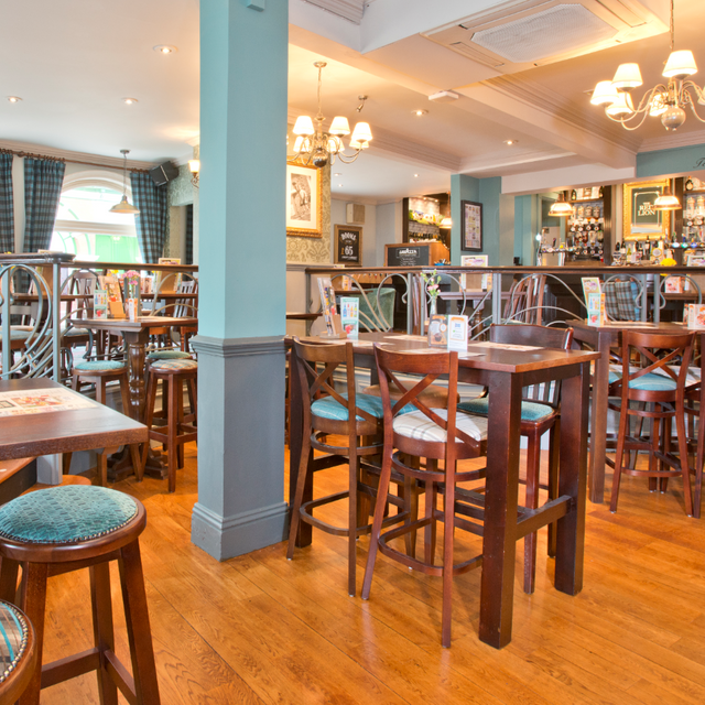 Red Lion Luton Restaurant - Luton, Bedfordshire | OpenTable