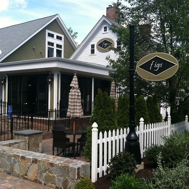 Figs Wood Fired Bistro Updated 2024, American Restaurant in Sandy