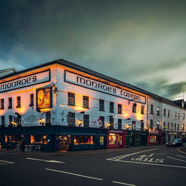 Monroe's Tavern Updated 2024, Gastro Pub in Galway, Co. Galway