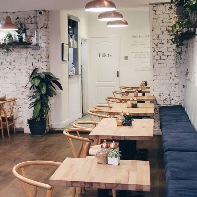 Social Pantry Cafe Mis à jour en 2024, Restaurant Britannique