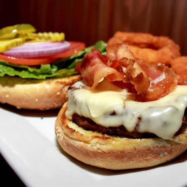 Rolly S Tavern On The Square Restaurant Lynn Ma Opentable