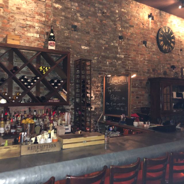 Vintage Wine Bar & Bistro Restaurant - Philadelphia, PA