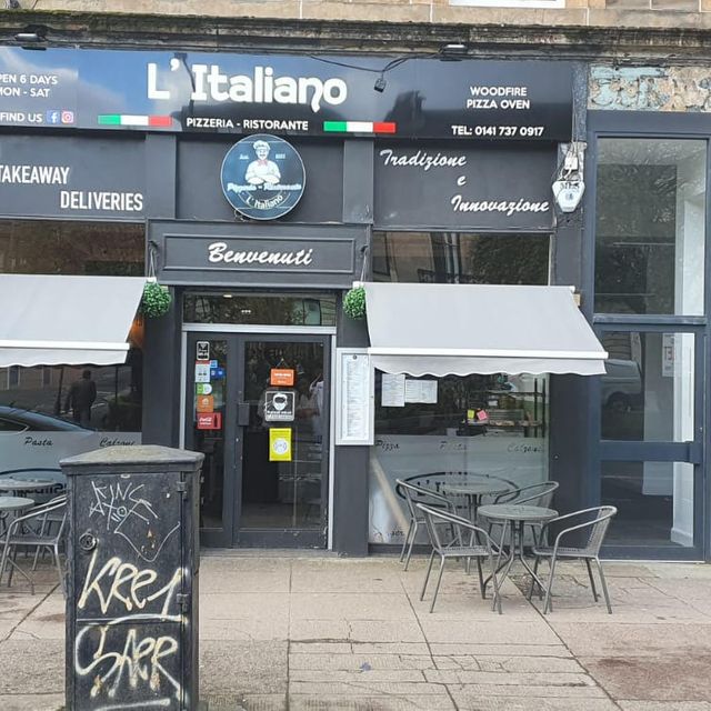 Italiano pizzeria store