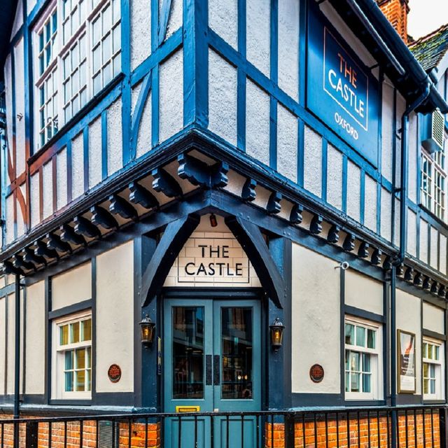 The Castle Updated 2024, English Restaurant in Oxford, Oxfordshire