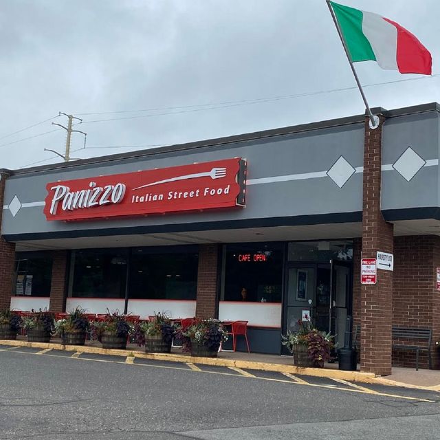 Panizzo Italian Street Food Updated 2024, Italian Restaurant in Rocky