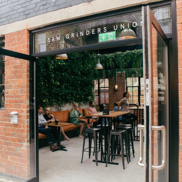 Saw Grinders Union Updated 2024, American Restaurant in Sheffield