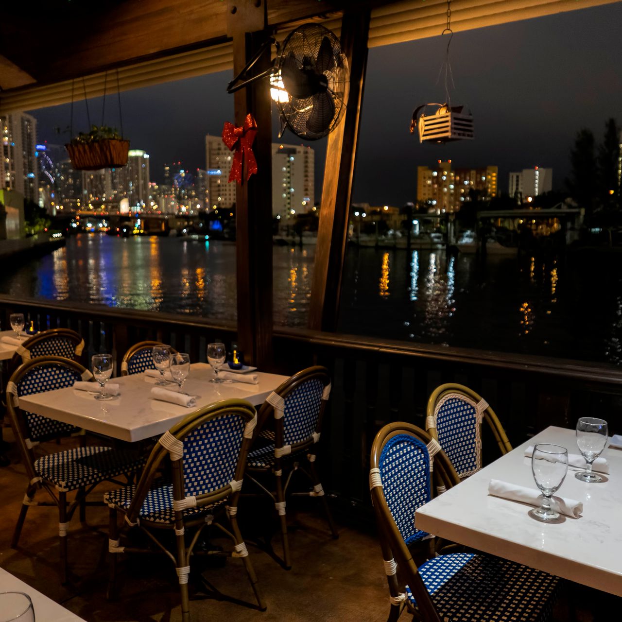 Casablanca Seafood Bar & Grill Restaurant - Miami, FL | OpenTable