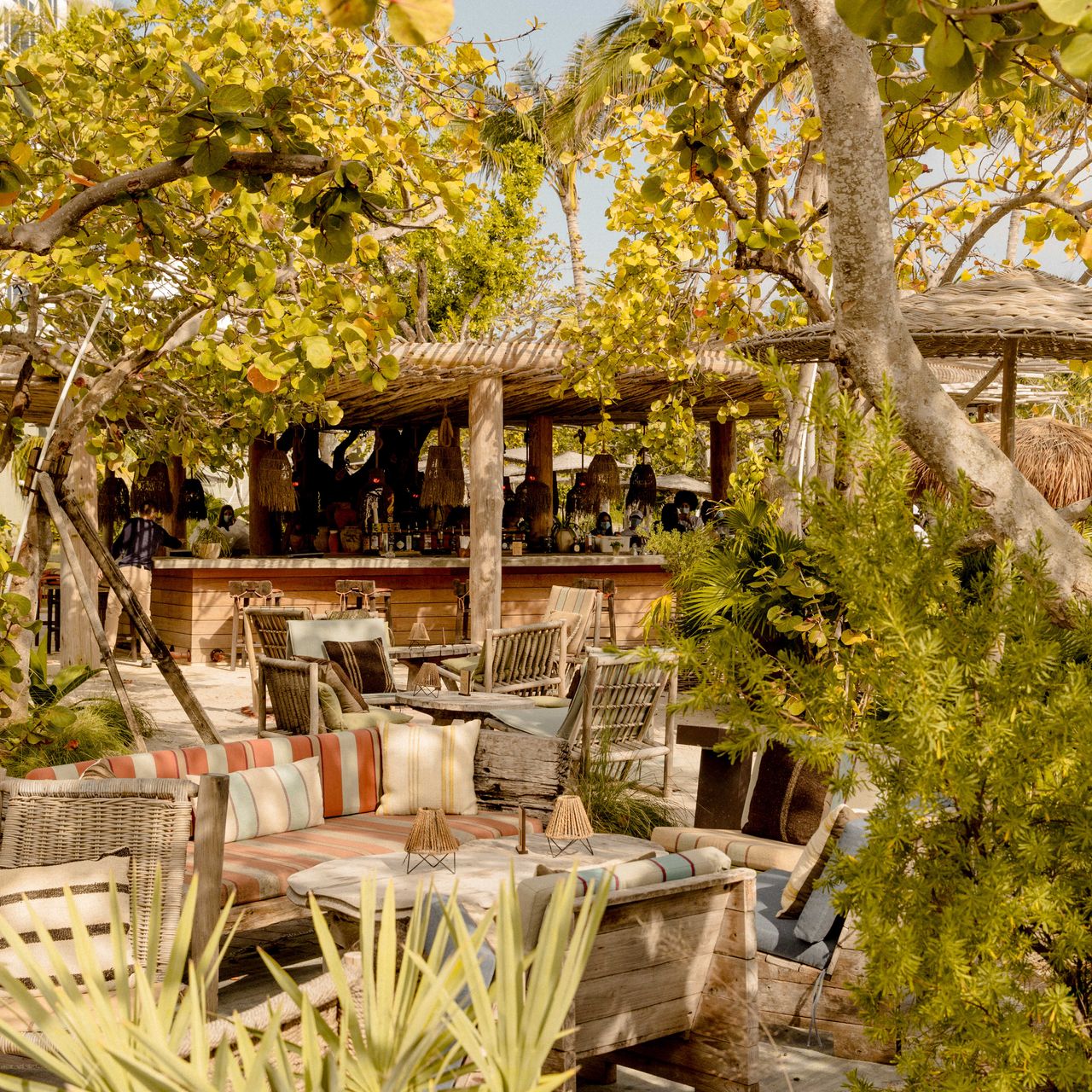 1 Beach Club Restaurant - Miami Beach, FL | OpenTable