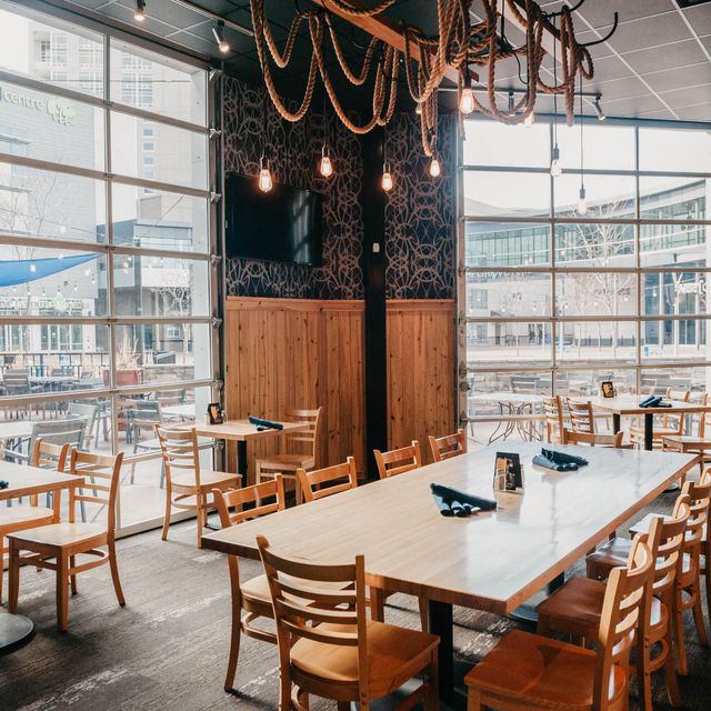 Lucky Fins Seafood Grill餐廳 ，IDBoise OpenTable