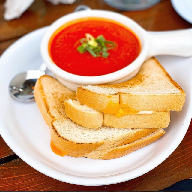 Base Camp Bar & Grill Actualizado en 2024, restaurante