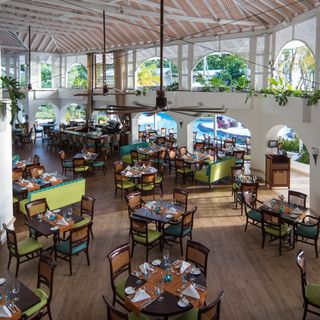 Laguna Restaurant