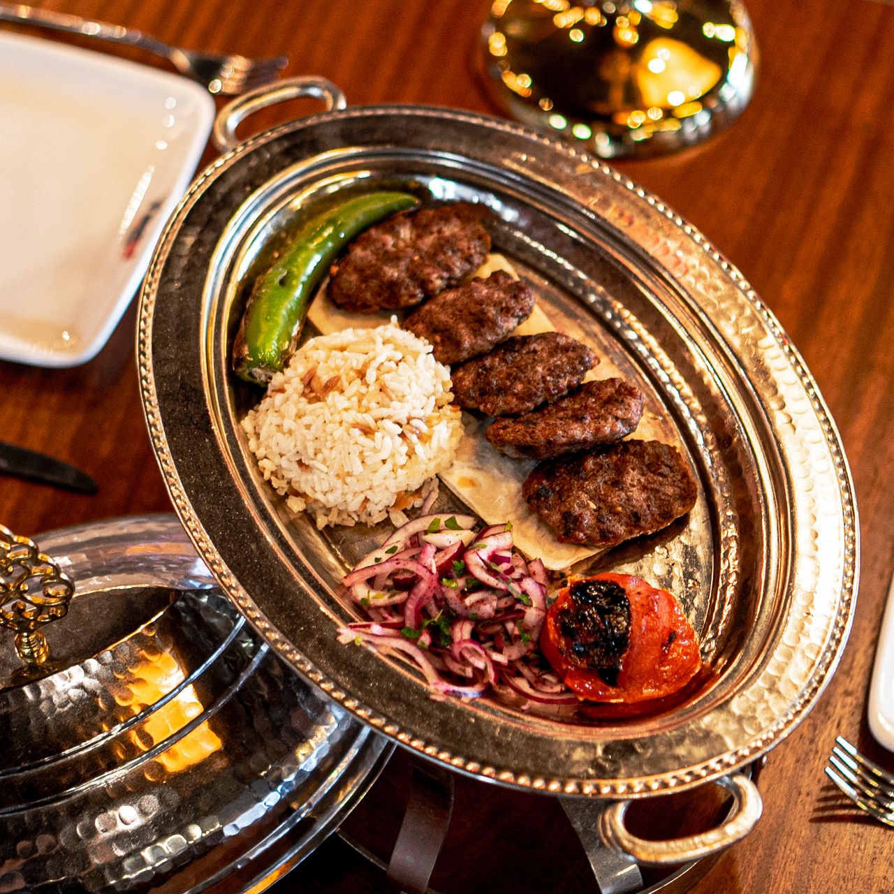 Blackbull Grillhouse Restaurant - Berlin, BE | OpenTable